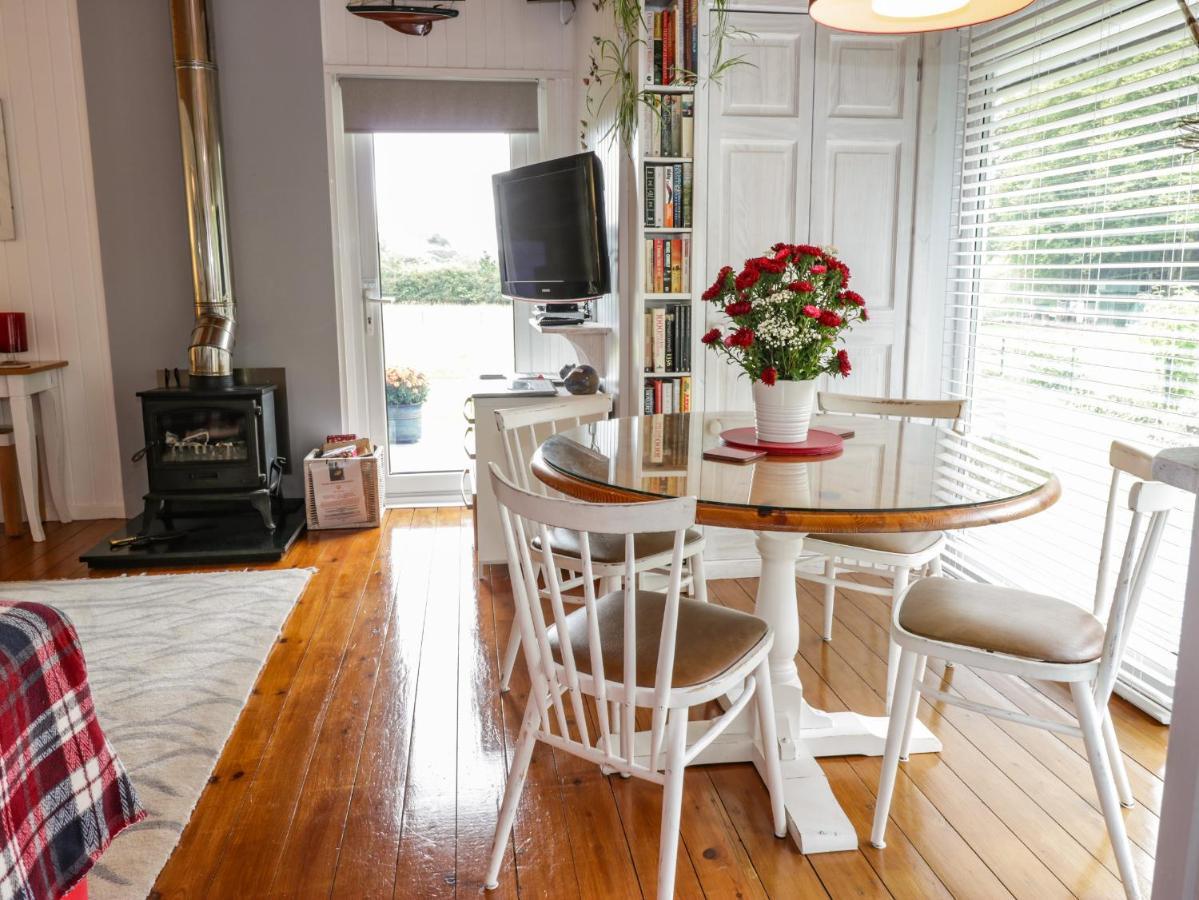 Meadow Lodge Coldingham Экстерьер фото