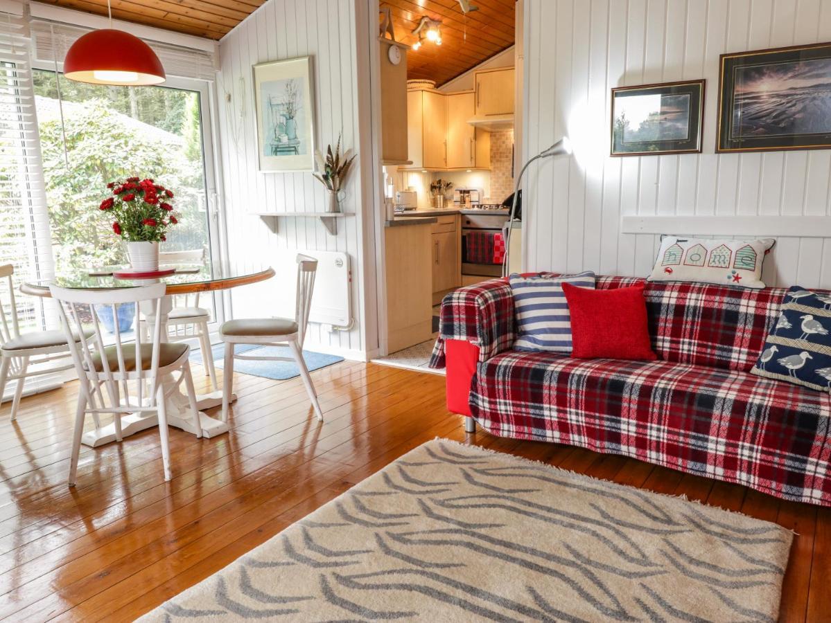 Meadow Lodge Coldingham Экстерьер фото